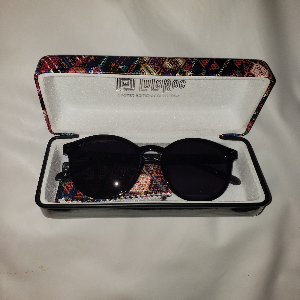 Lularoe supply sunglasses